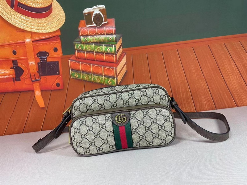 Gucci Handbags 980